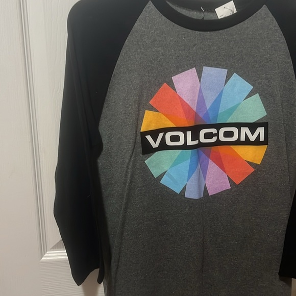 Volcom baseball t-shirt - Picture 3 of 8